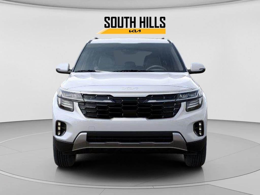 New 2026 White Kia SX image 2