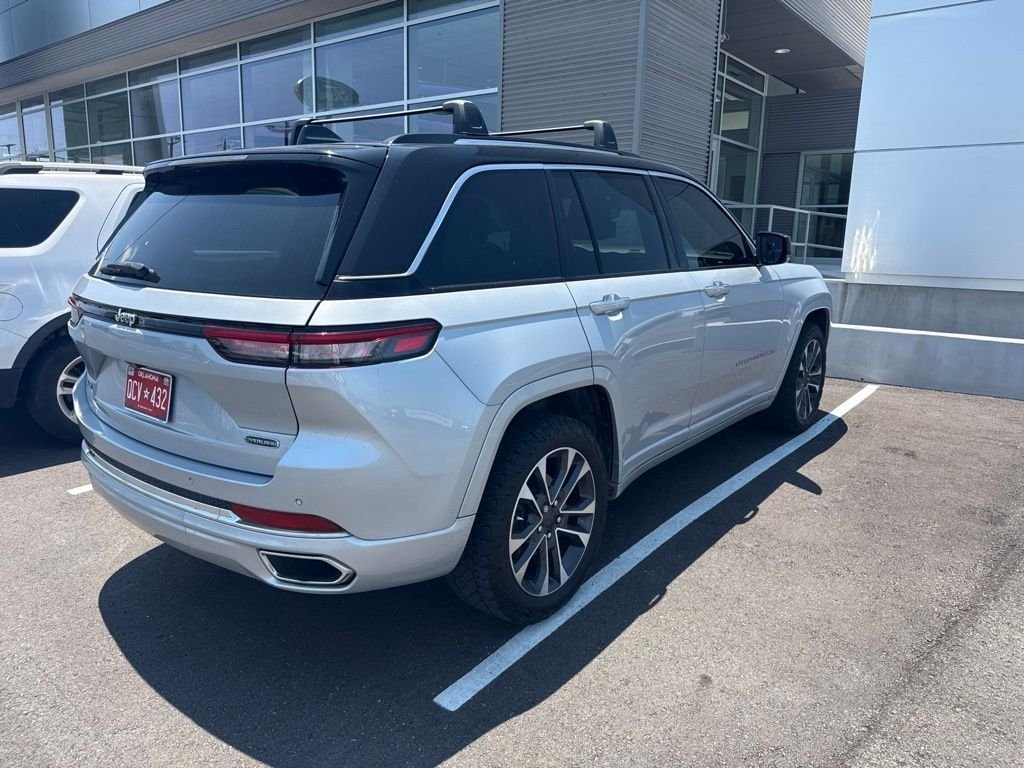 Used 2022 Silver Jeep Overland image 4