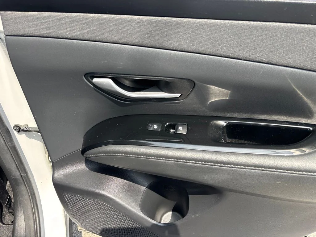 Used 2023 White Hyundai Limited image 18
