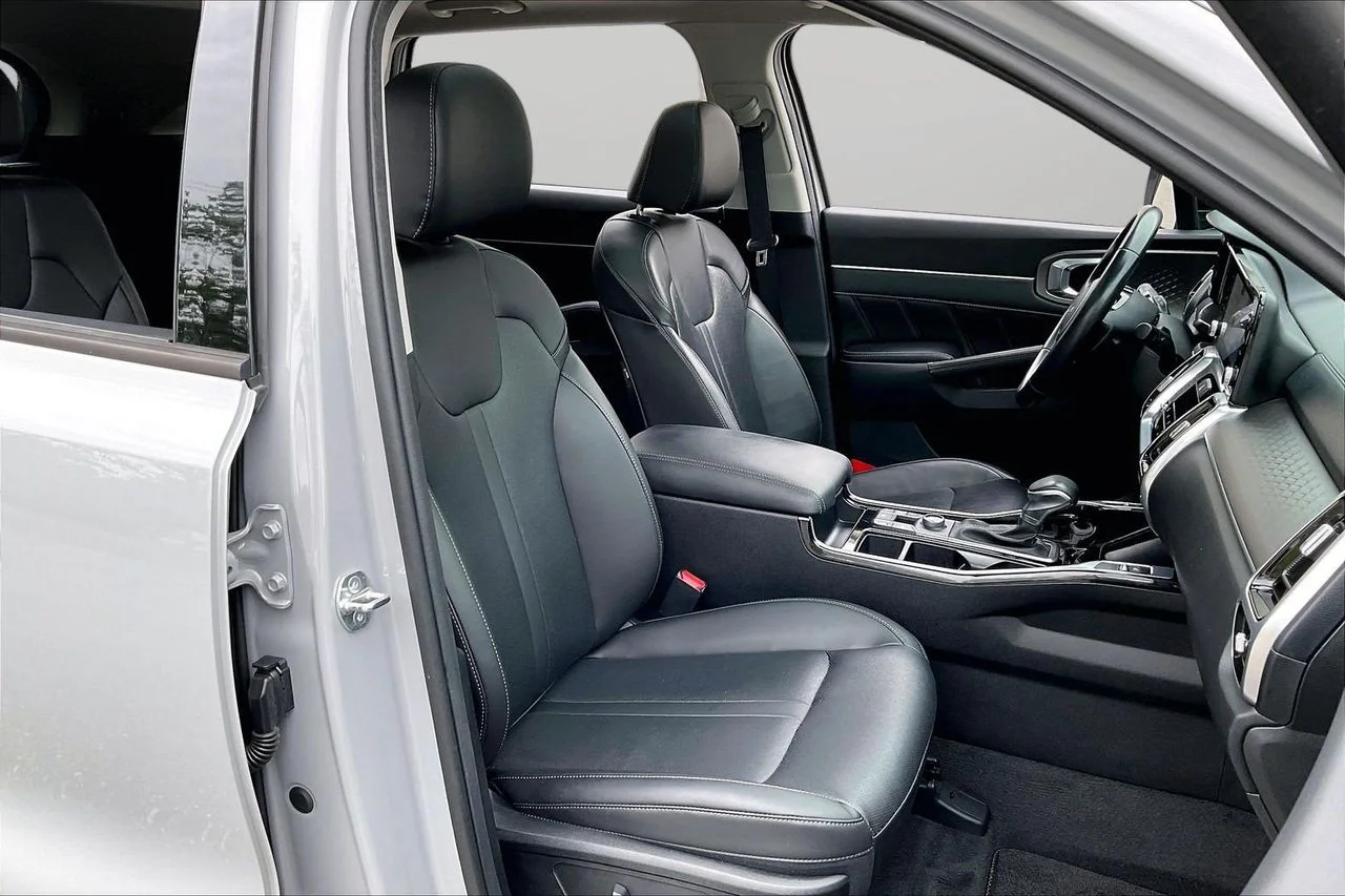 Used 2023 Gray Kia SX image 25