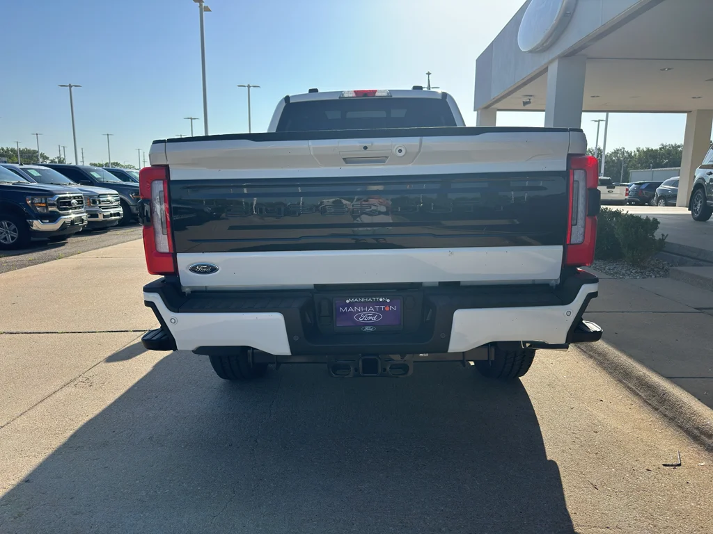 New 2026 Star White Ford Platinum image 14