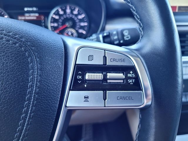 Used 2022 White Kia SX image 23