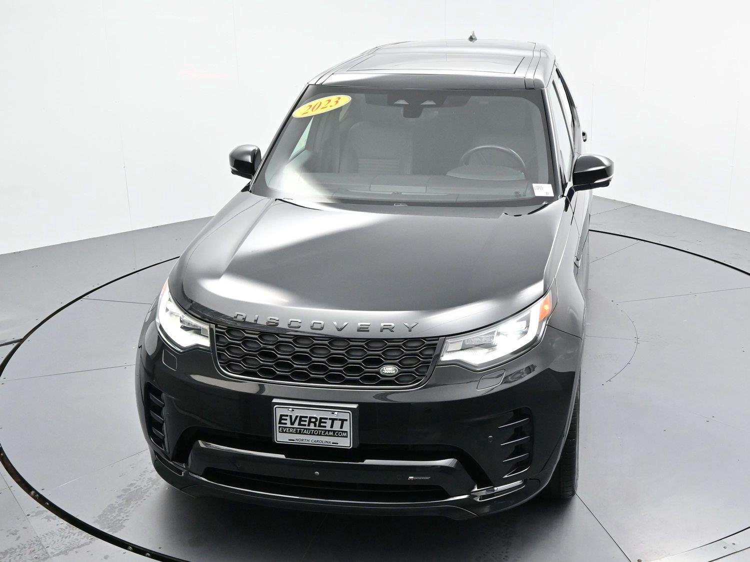 Used 2023 Black Land Rover S R-Dynamic image 48