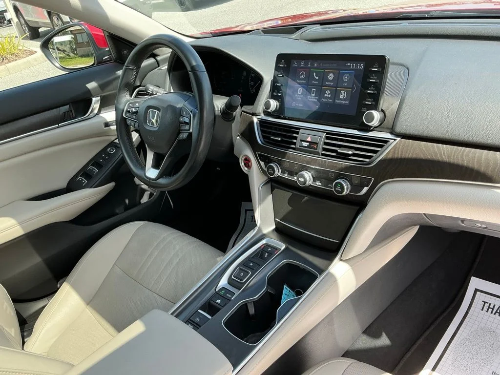 Used 2022  Honda Touring image 25