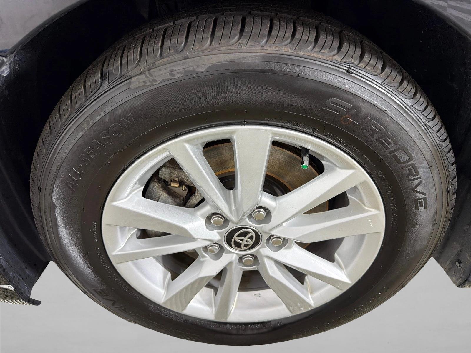 Used 2025 Midnight Black Metallic Toyota LE image 11
