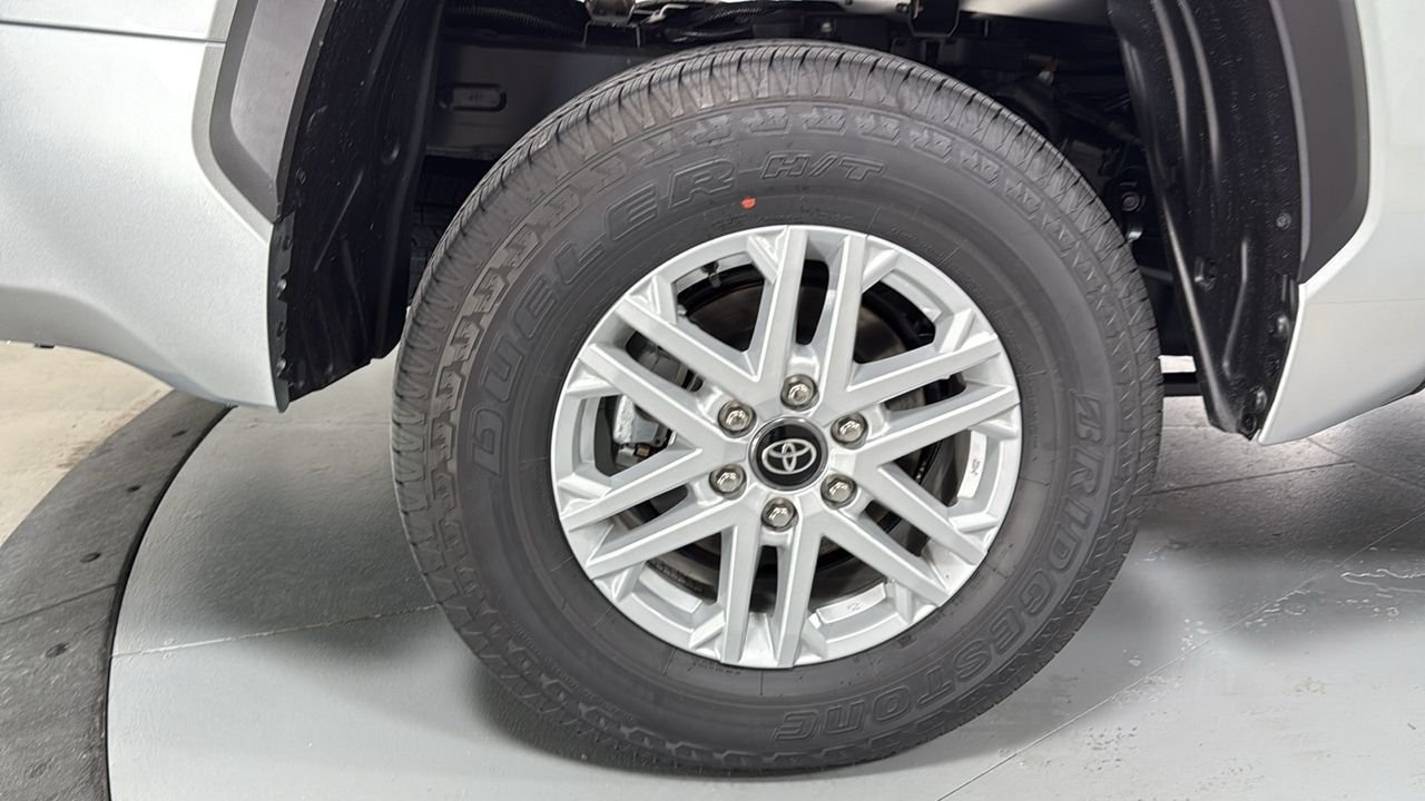 2026 Toyota Tundra SR5 - Photo 22