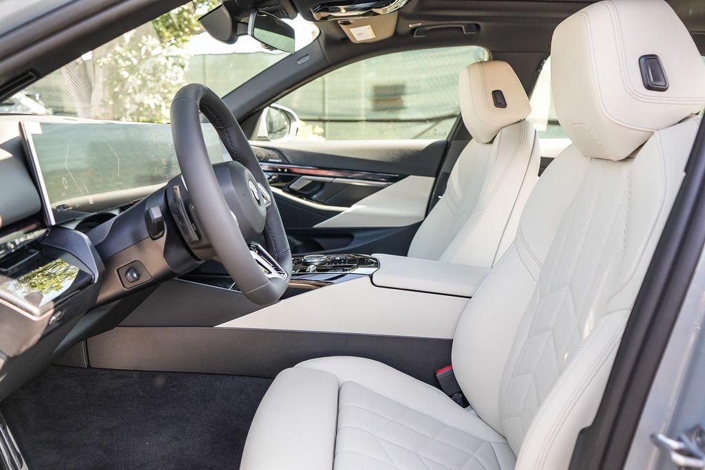 New 2027 Brooklyn Grey Metallic BMW 530i image 17