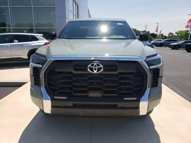 New 2026 Lunar Rock Toyota SR5 image 2