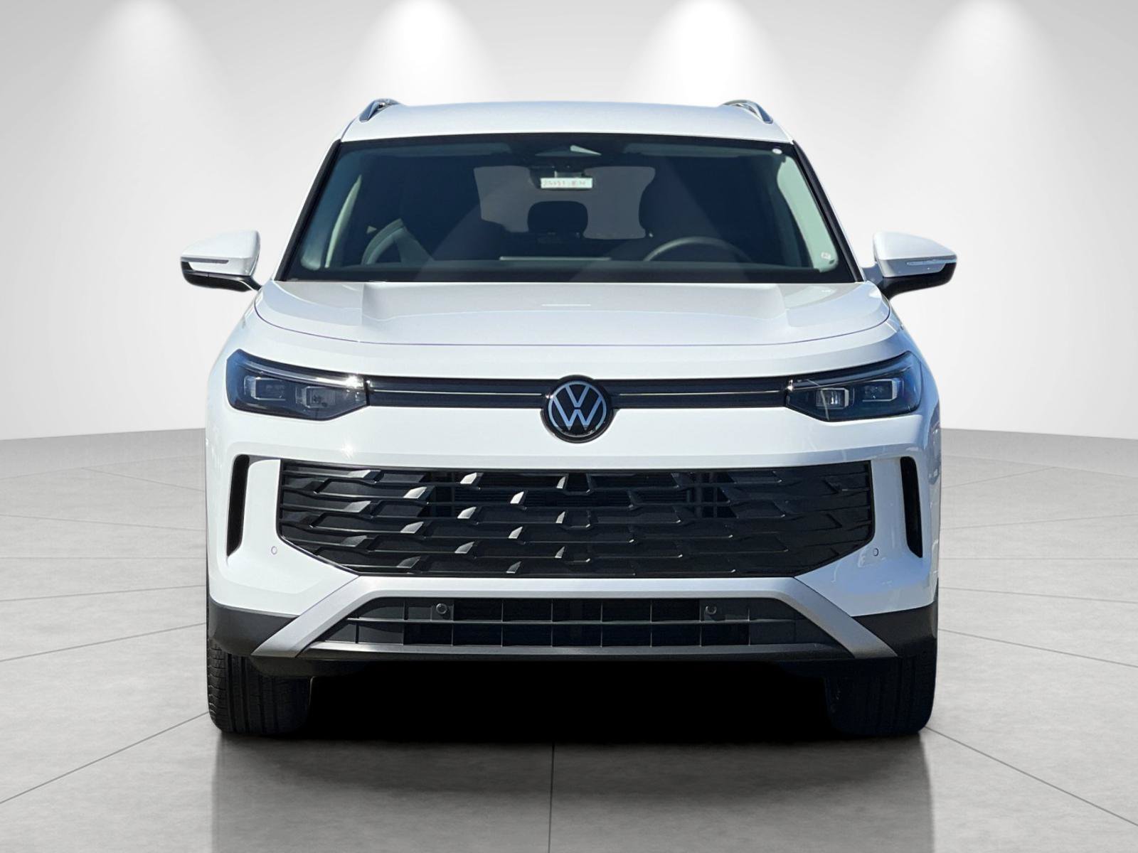 New 2026 Pure White Volkswagen SE image 8
