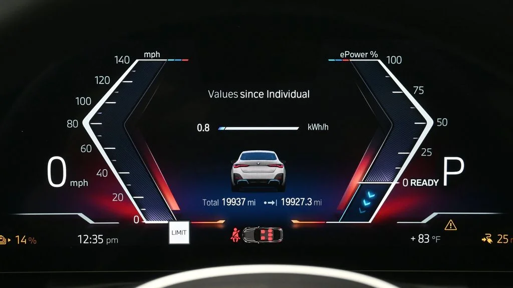 2023 BMW i4 40 - Photo 9