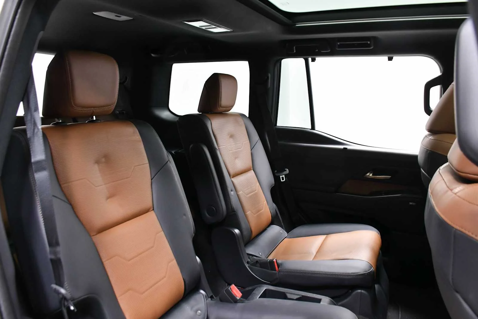 Used 2025 Atomic Silver Lexus Luxury+ image 23