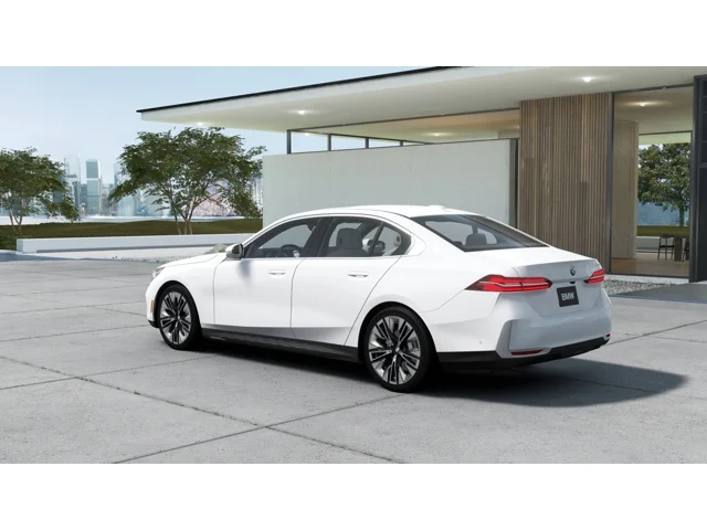 New 2027 Alpine White BMW 530i image 2