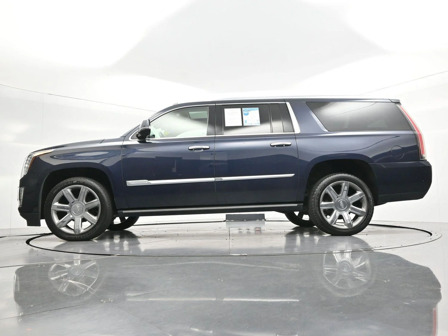 Used 2019 DARK ADRIATIC BLUE METALLIC Cadillac Premium Luxury image 51