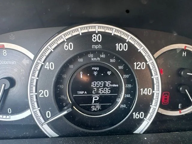 Used 2017 Black Honda EX-L image 15