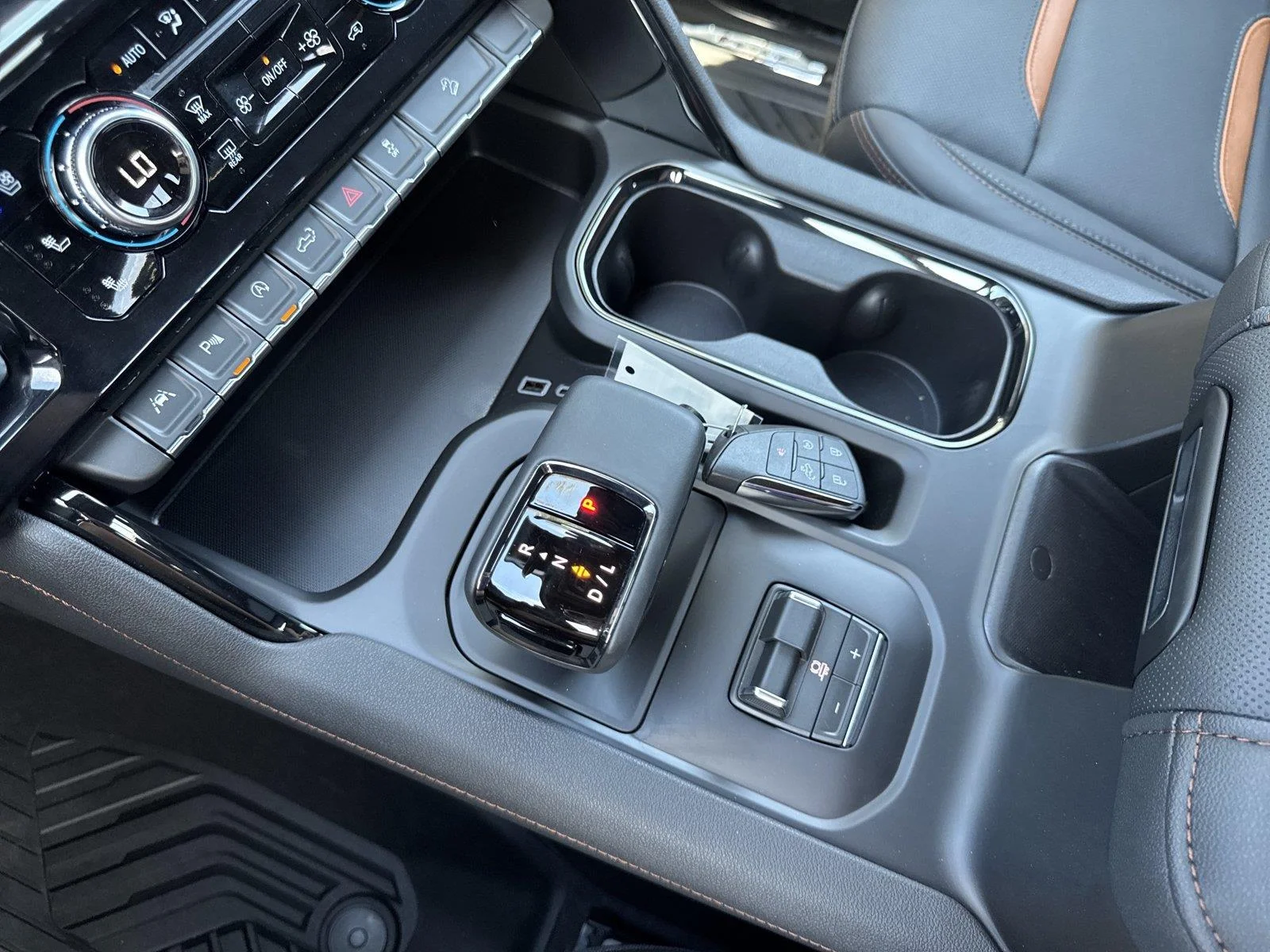 New 2026 Onyx Black GMC AT4 image 27