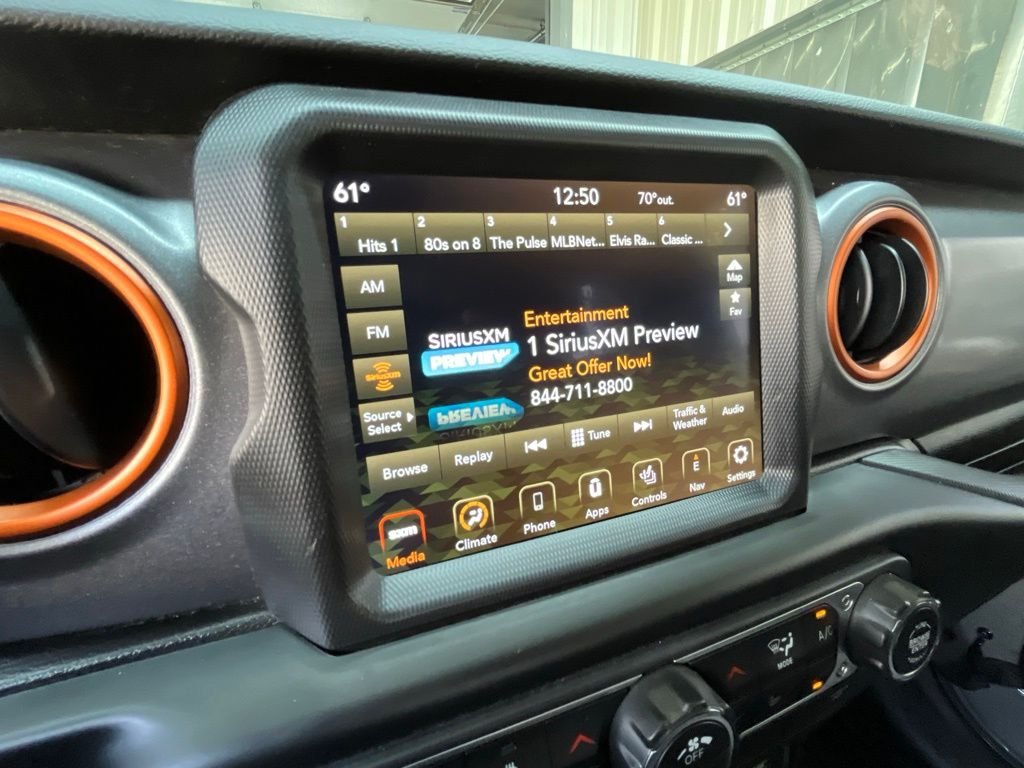 Used 2022 Gray Clearcoat Jeep Mojave image 36