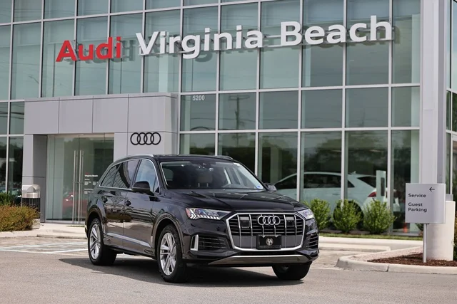2023 Audi Q7 55 Premium Plus