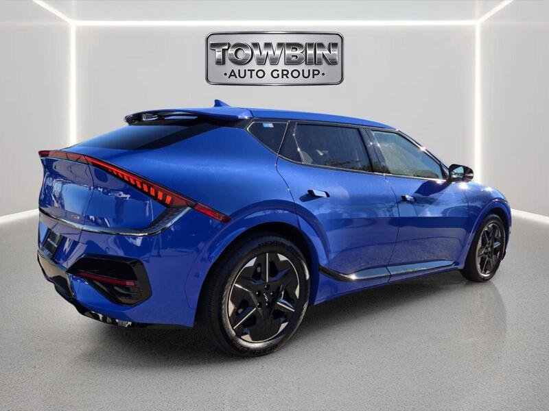 Used 2025 BLACK KIA GT-LINE RWD image 4