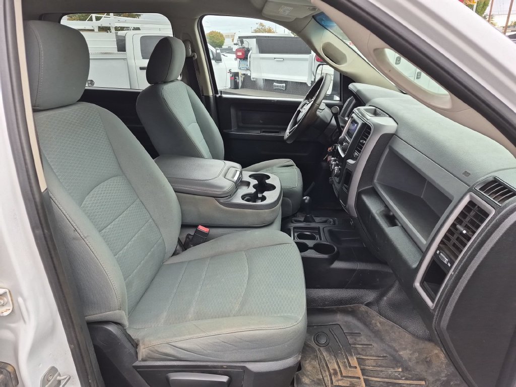 Used 2014 Bright White Clearcoat Ram Tradesman image 28