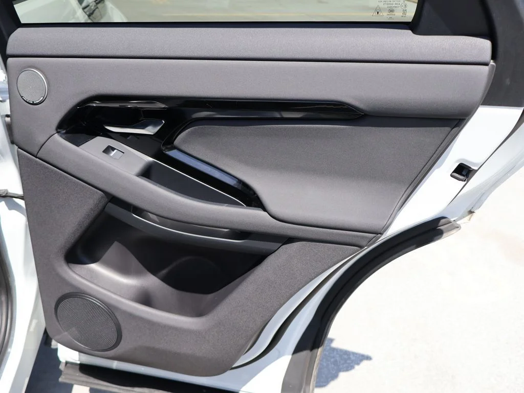 2026 Land Rover Range Rover Evoque Dynamic SE - Photo 14