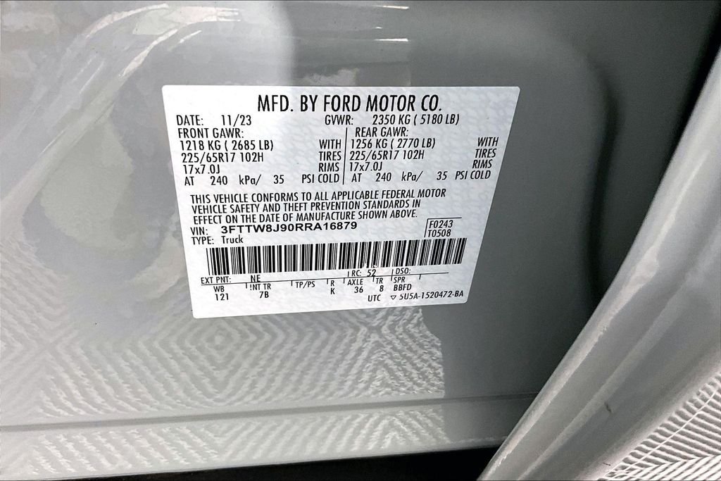 Used 2024 Green Ford XLT image 5