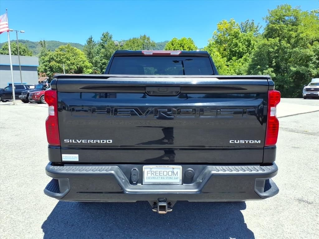 Used 2023 Black Chevrolet Custom image 6