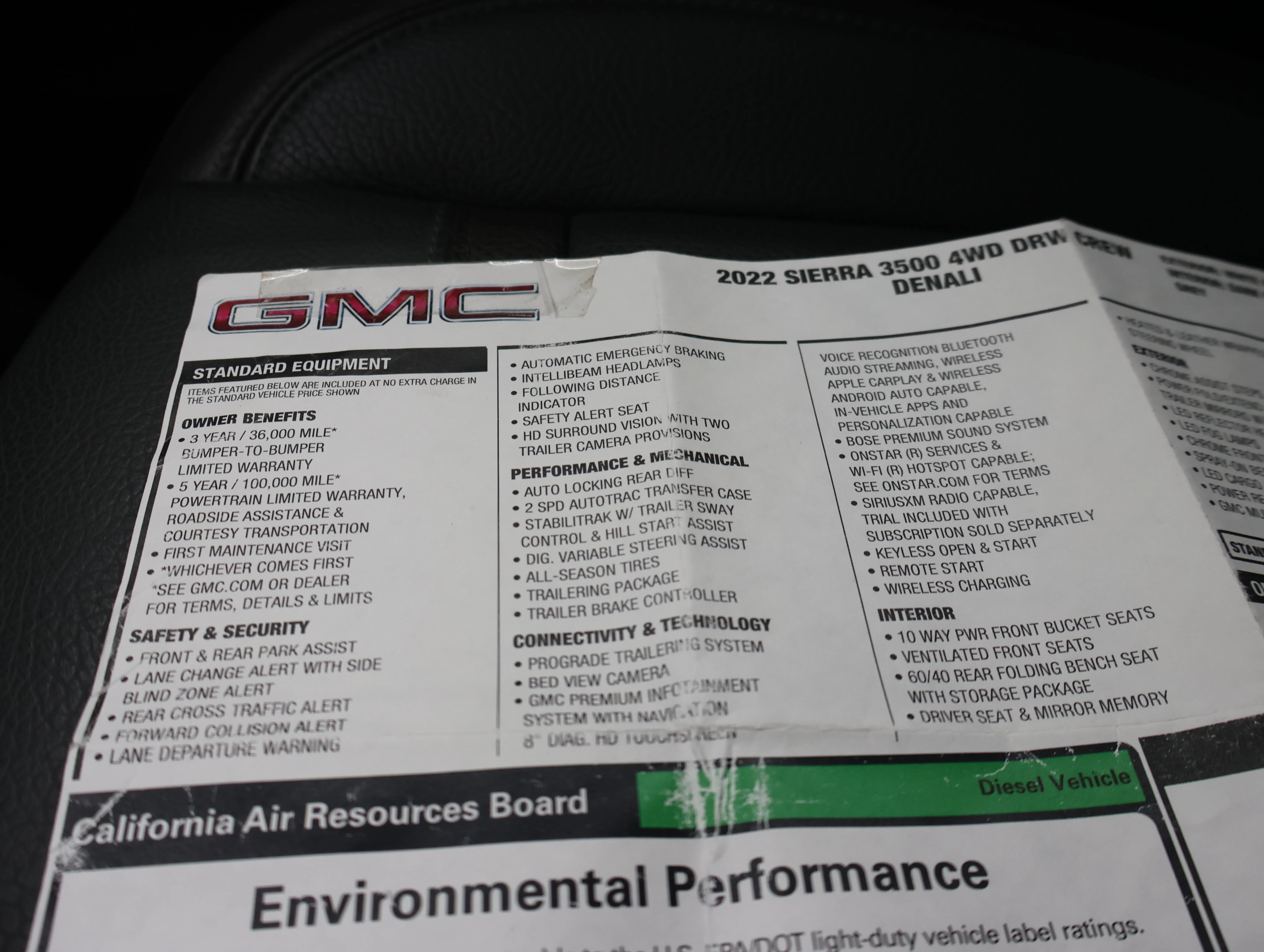 Used 2022 White Frost Tricoat GMC Denali image 80