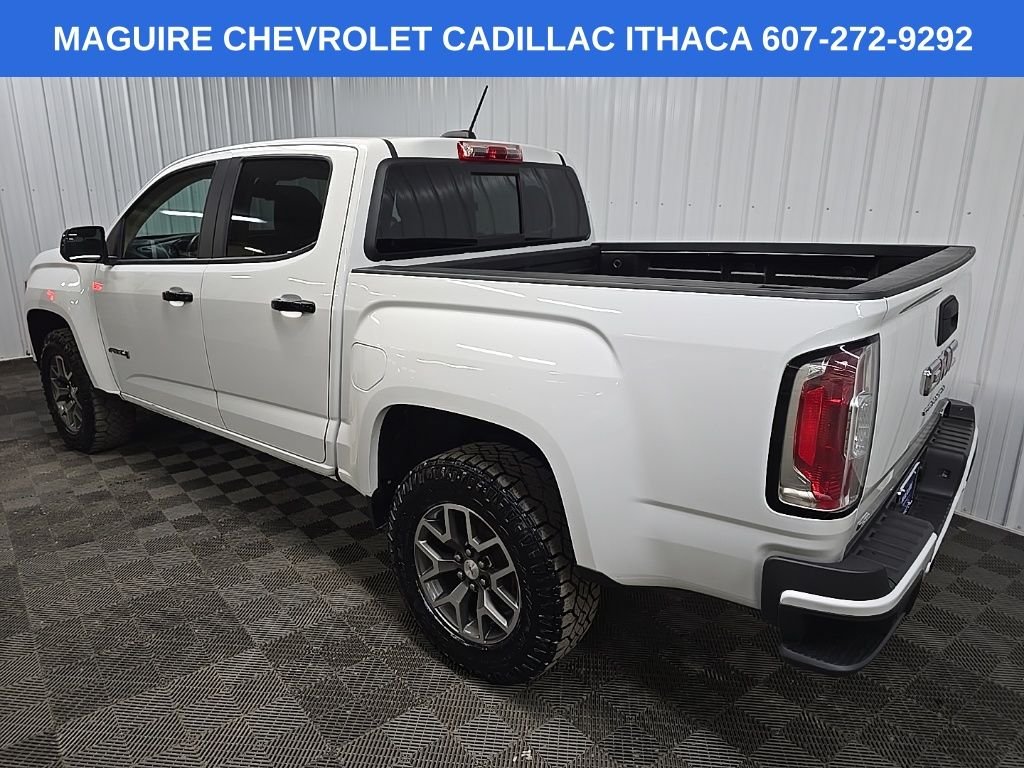 Used 2022 White GMC AT4 w/Leather image 9