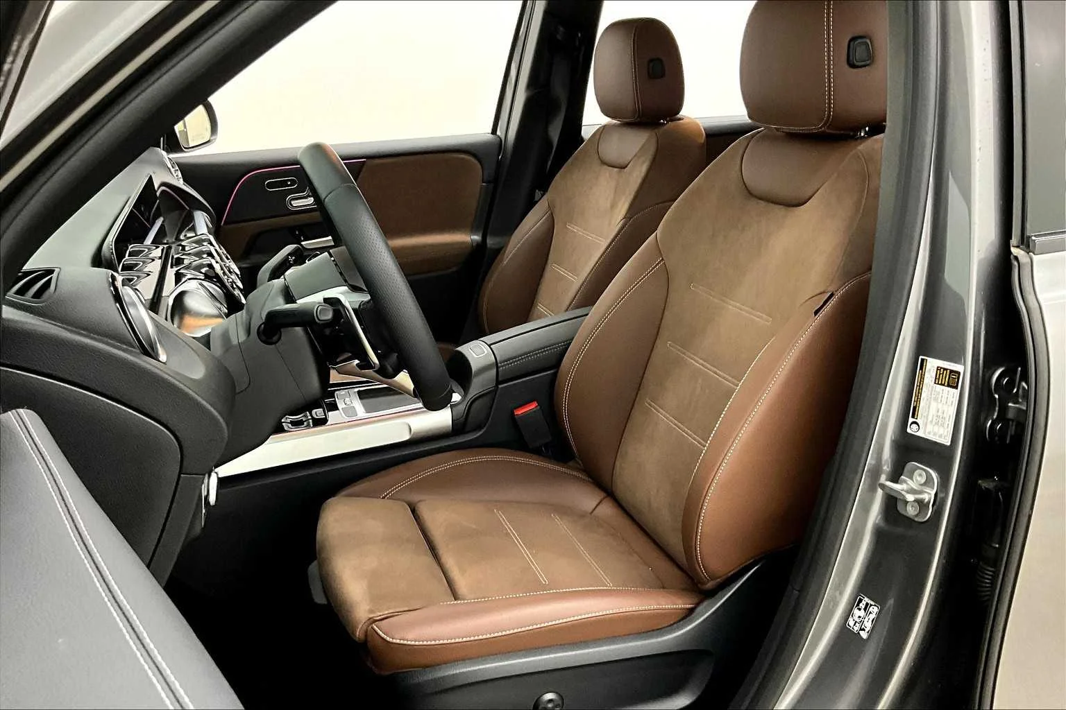 New 2025 Mountain Grey Metallic Mercedes-Benz AMG® GLB 35 image 9