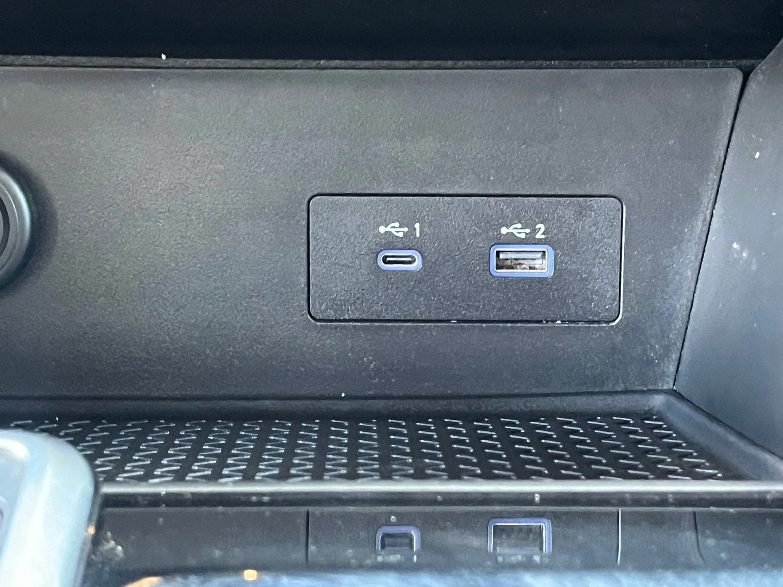 Used 2022 Gun Metallic Nissan SV image 22