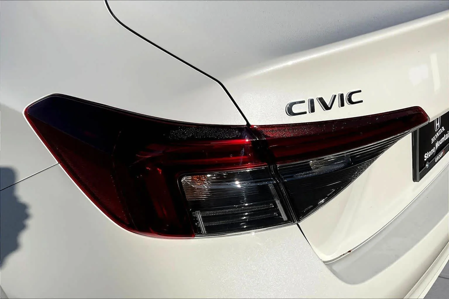 New 2026 Platinum White Pearl Honda LX image 14