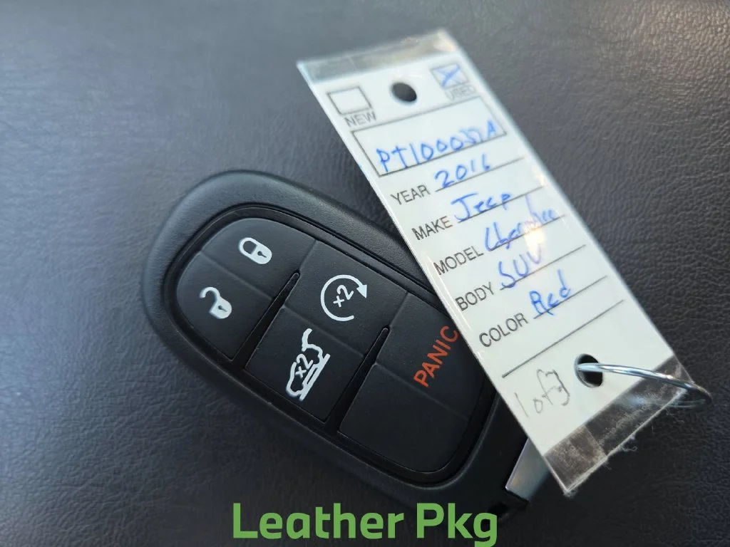Used 2016 Red Jeep Trailhawk image 17
