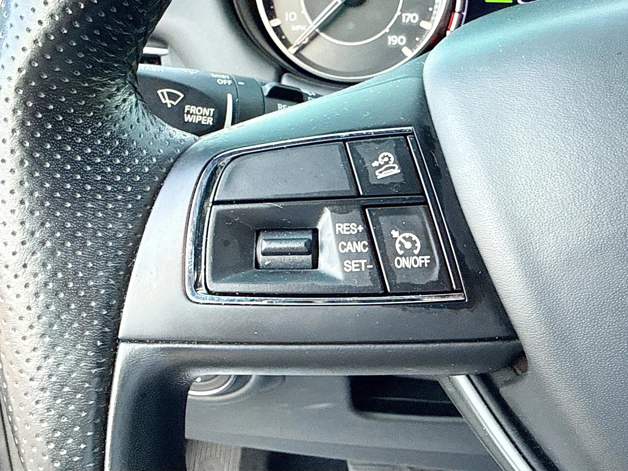 Used 2022 Nero Ribelle Metallic Maserati Modena image 38