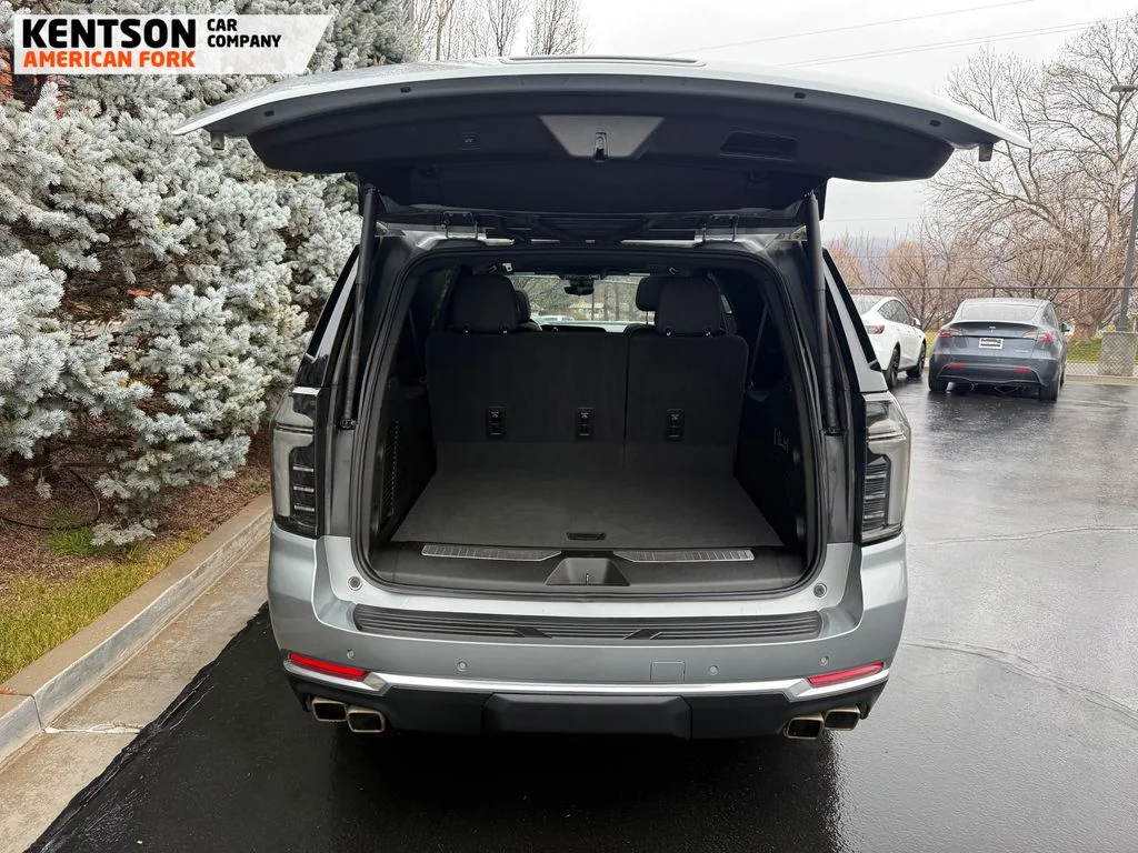 2025 Chevrolet Suburban High Country - Photo 40