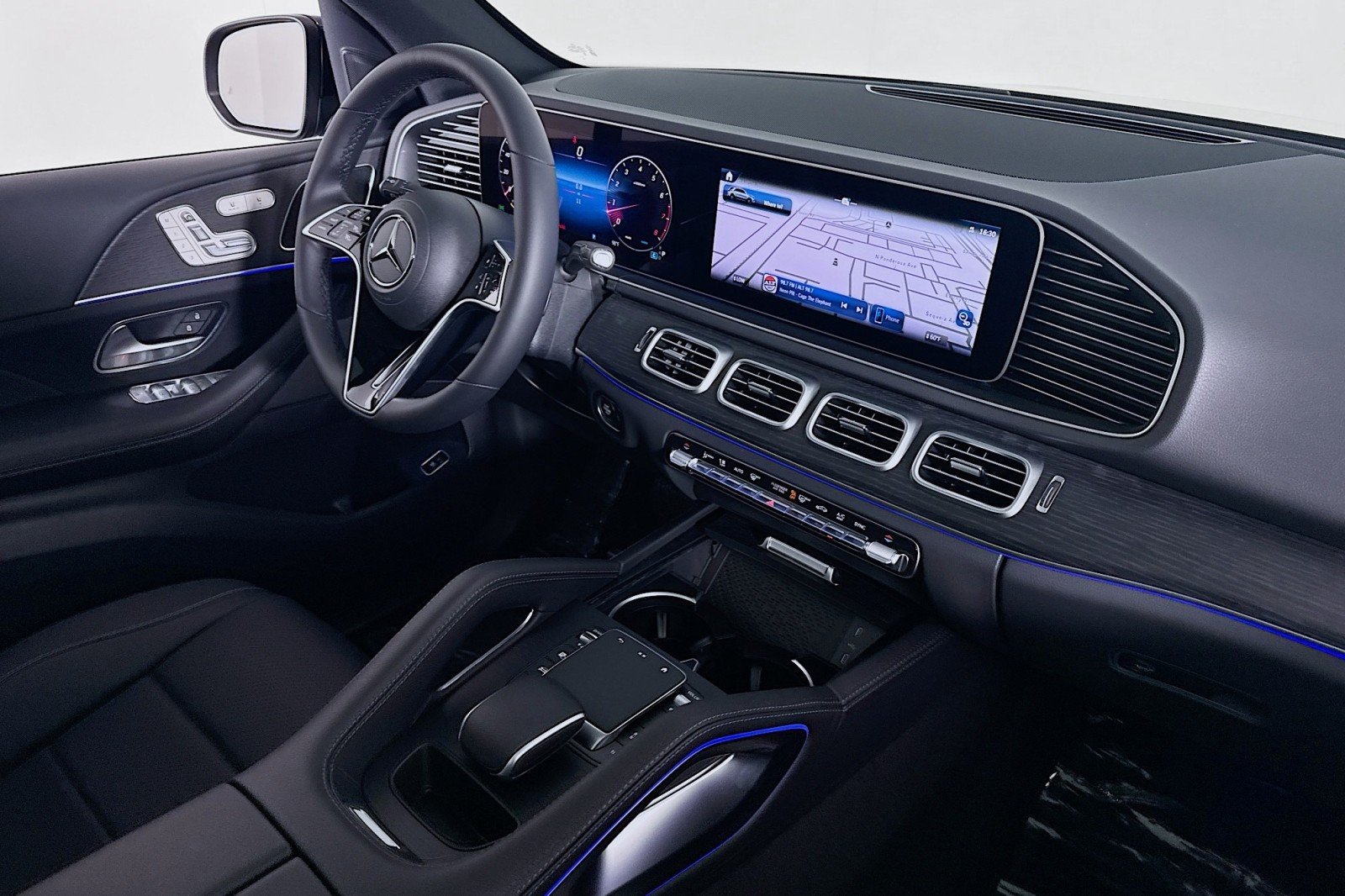 New 2026 Black Mercedes-Benz GLE 350 SUV image 16