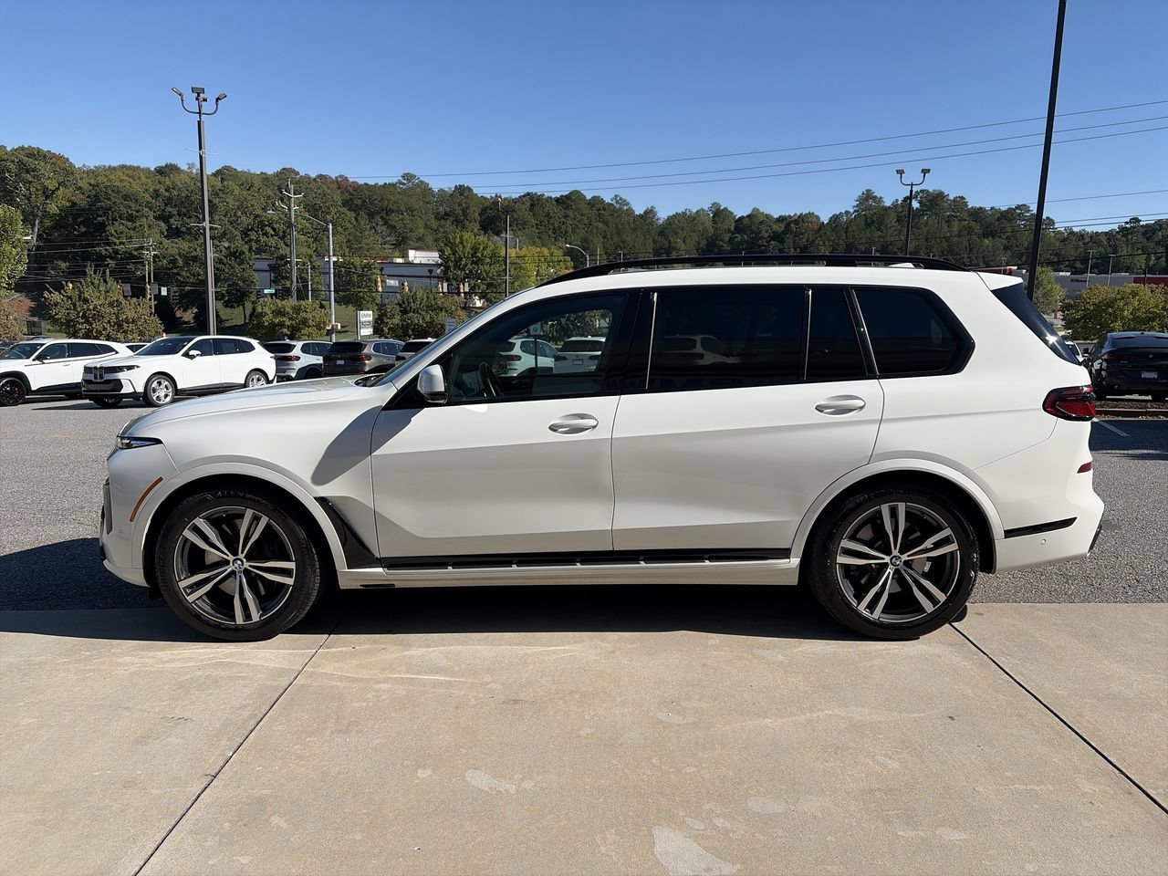Used 2026 Alpine White BMW xDrive40i image 5