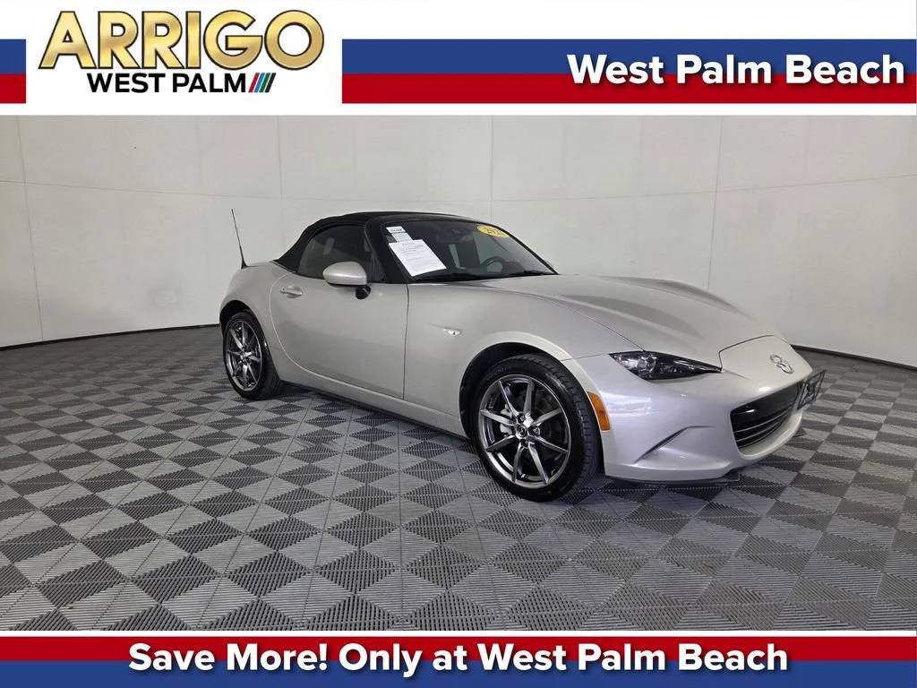 2022 Mazda MX-5 Miata Grand Touring Auto's photo