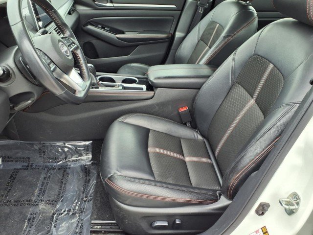 2024 Nissan Altima SR - Photo 9