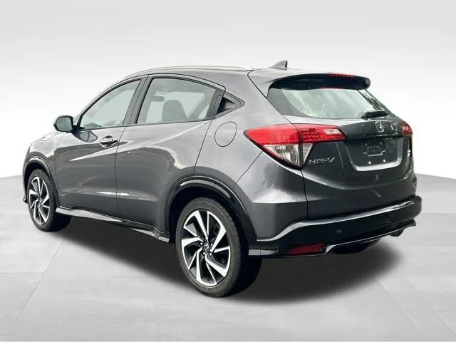 Used 2019  Honda Sport image 3
