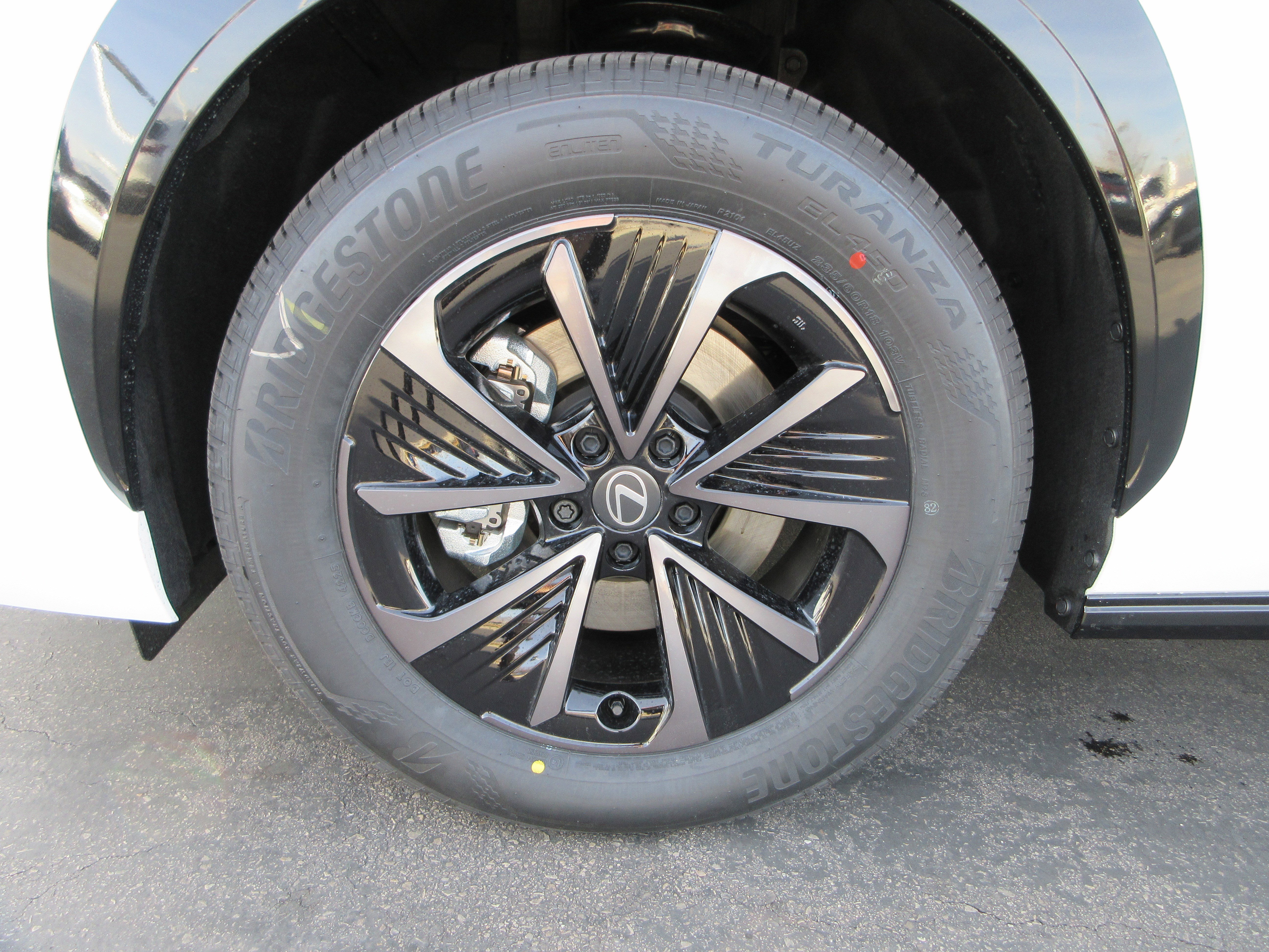 2026 Lexus RZ Premium - Photo 47