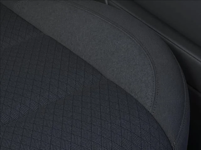 New 2026 Summit White GMC SLE image 21