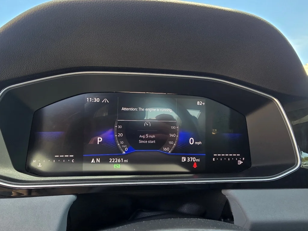 Used 2025 Gray Volkswagen SE image 23