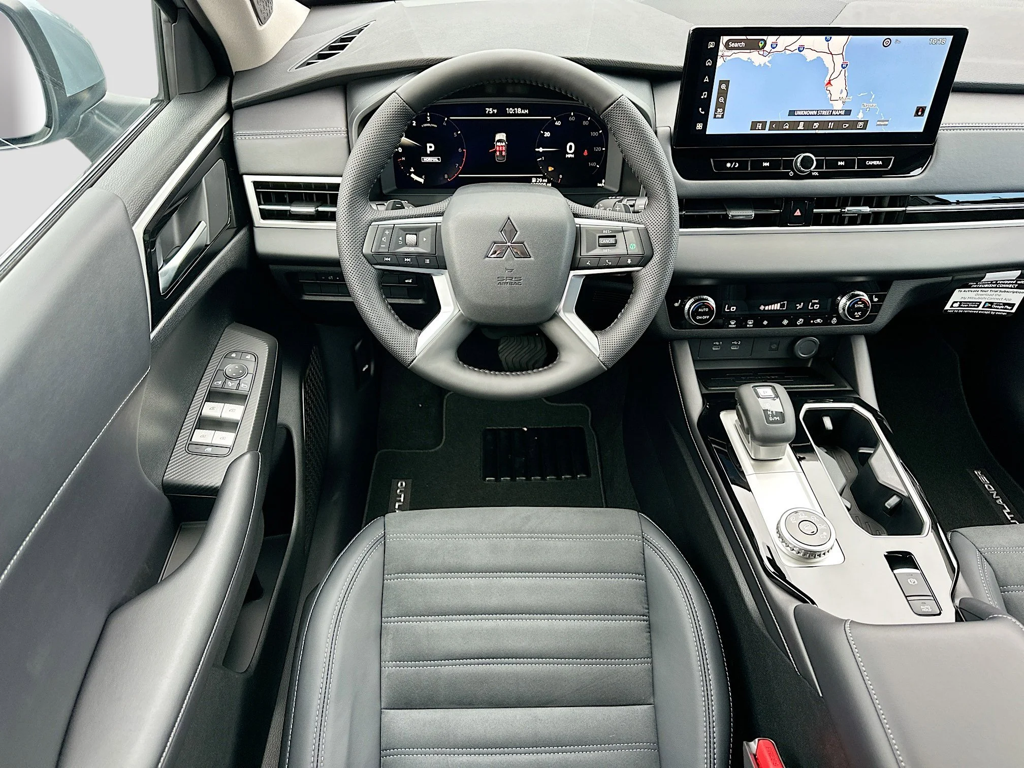 New 2026 Moonstone Gray Metallic Mitsubishi SE image 16