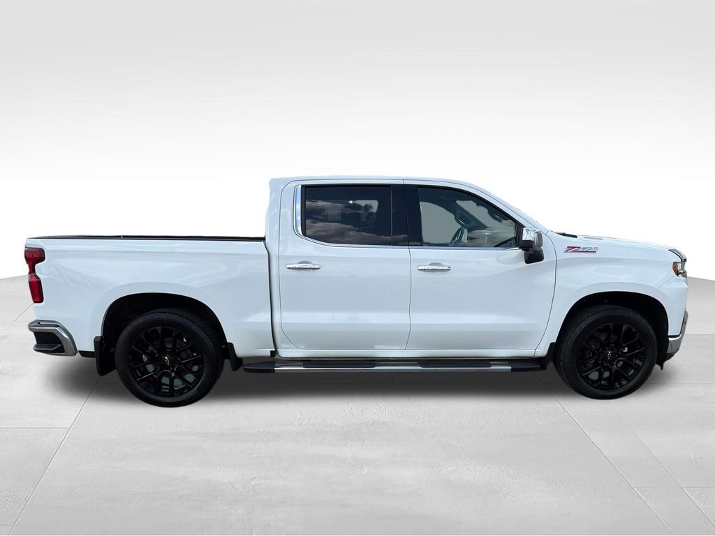 Used 2021 White Chevrolet LTZ image 9