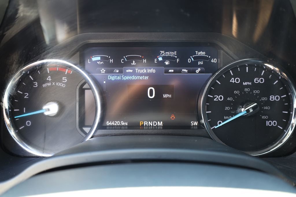 Used 2022 Black Metallic Ford Platinum image 14
