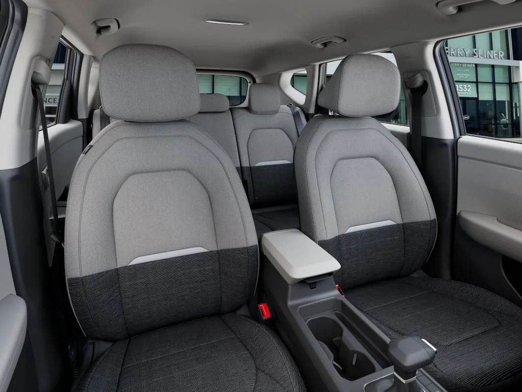 New 2027 Ivory Kia LX image 15