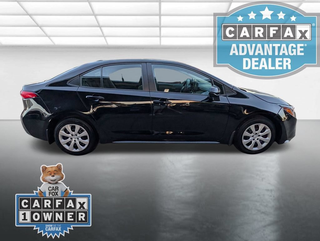 Used 2025  Toyota LE image 28