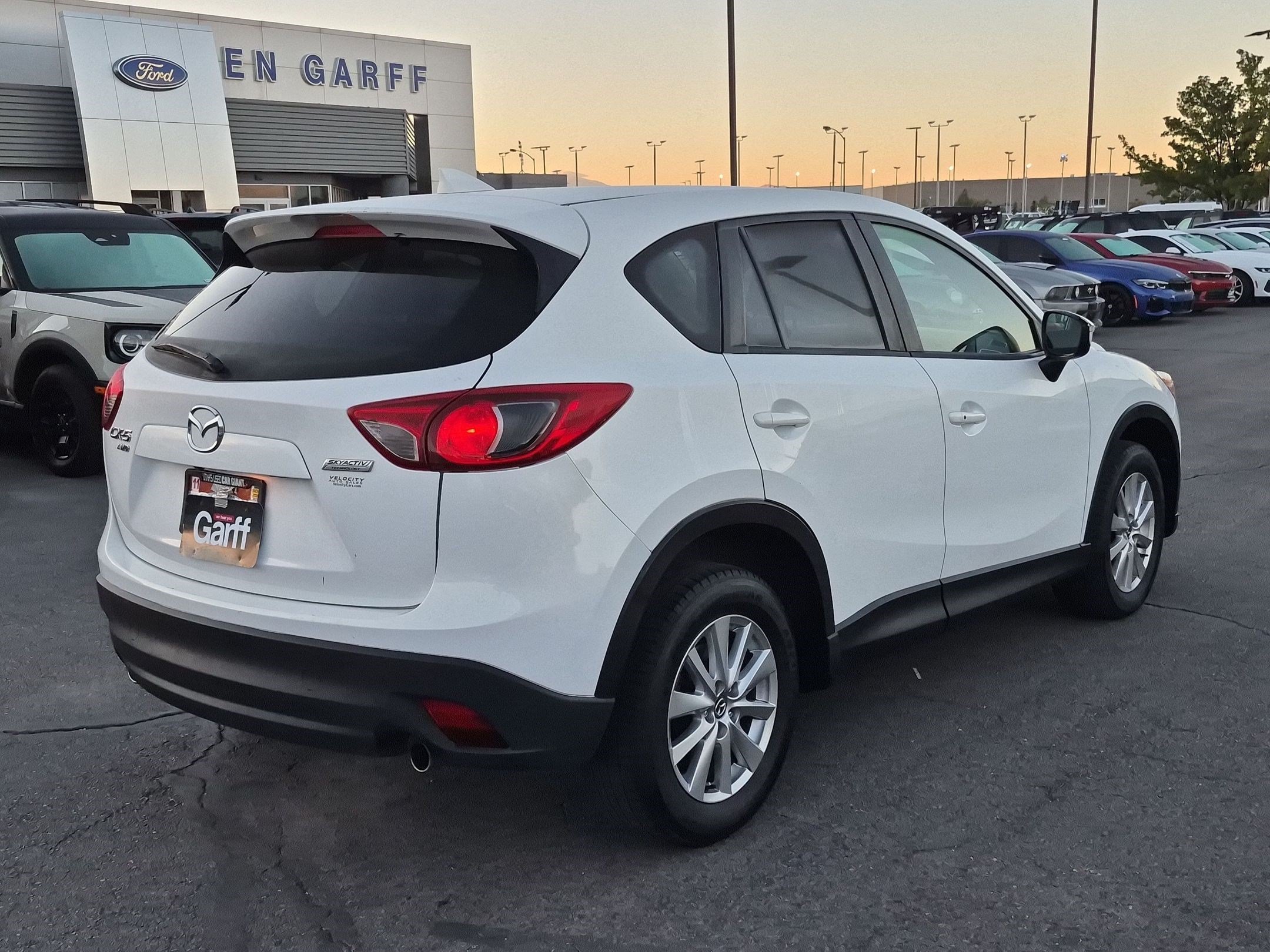 Used 2016 Crystal White Pearl Mazda Touring image 3