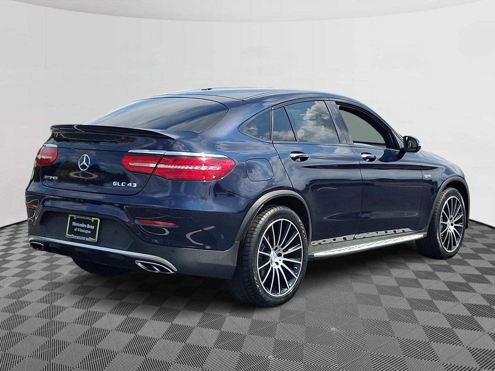 Used 2018 Lunar Blue Metallic - 890 Mercedes-Benz 4MATIC® image 6