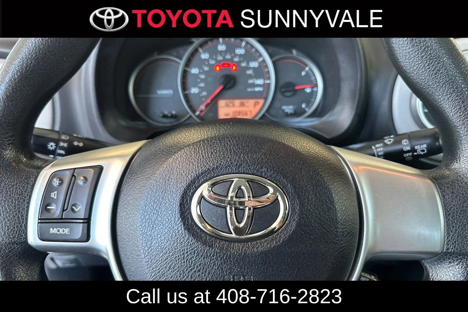 Used 2014 Silver Toyota L image 25